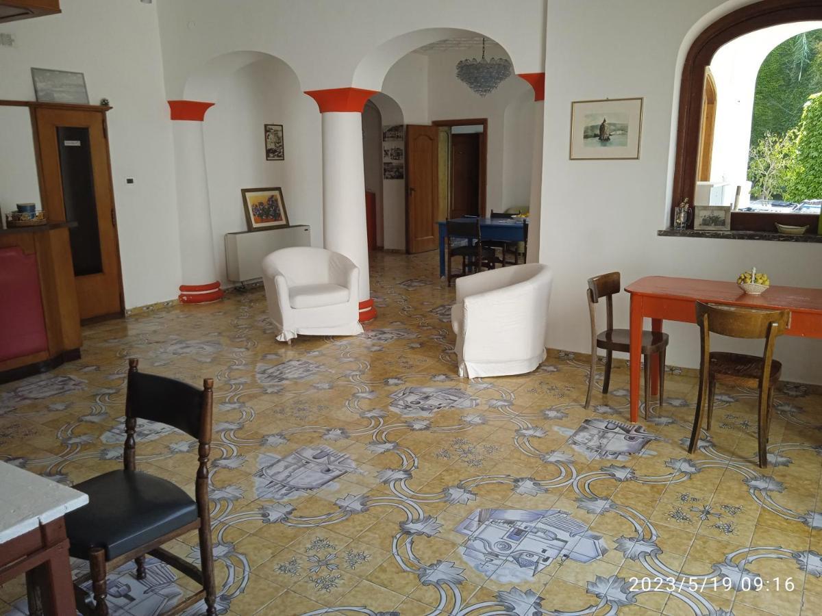 Villa Thomas Bb Conduzione Familiare Forio  Exterior photo