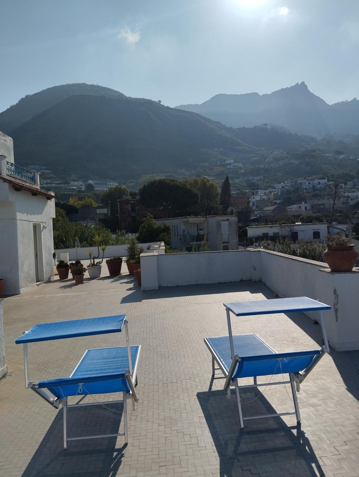 Villa Thomas Bb Conduzione Familiare Forio  Exterior photo