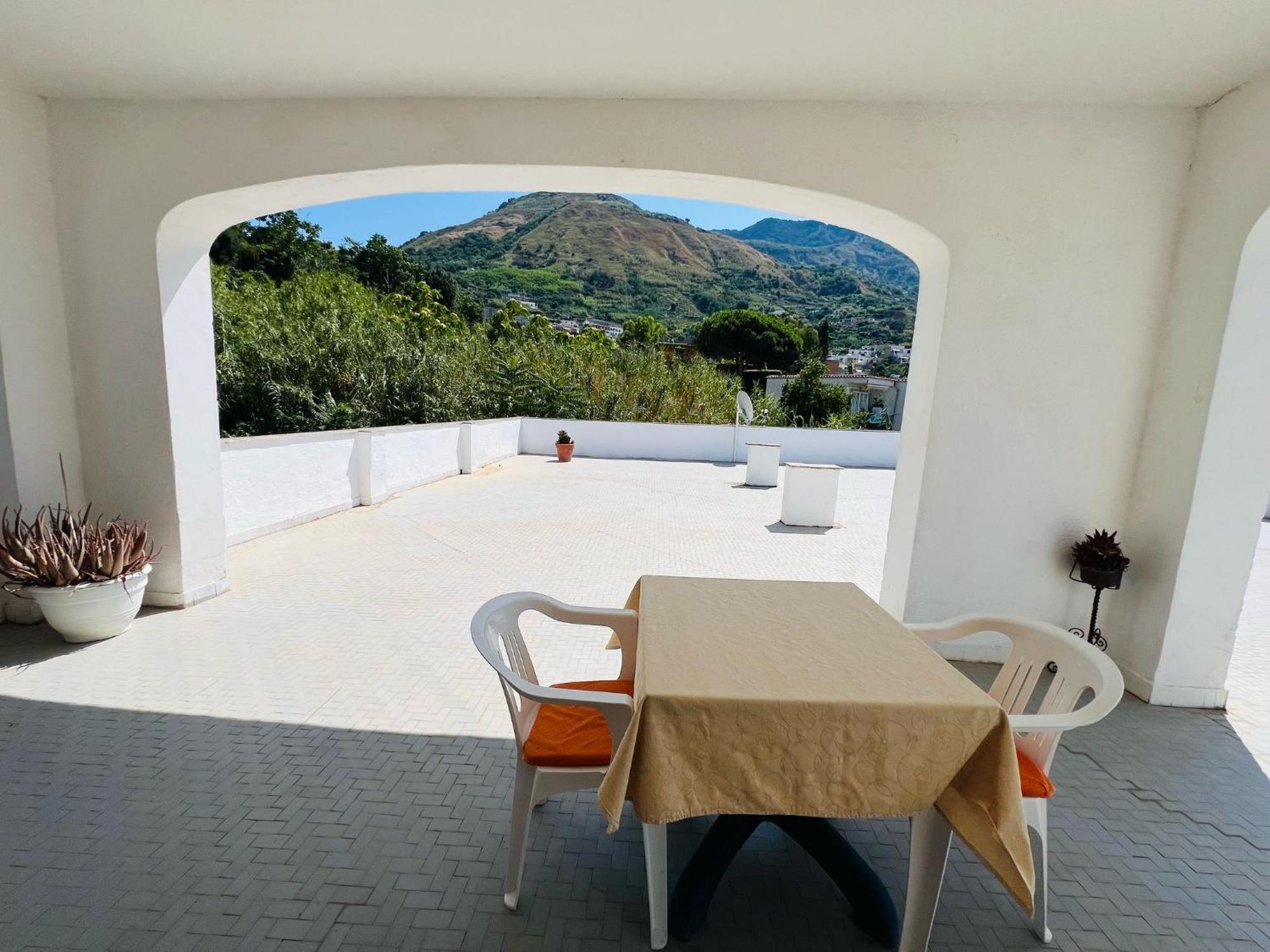 Villa Thomas Bb Conduzione Familiare Forio  Room photo